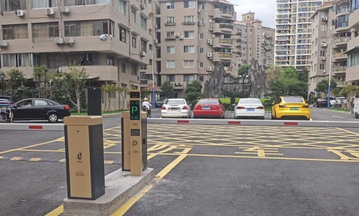 直杆道闸案例图